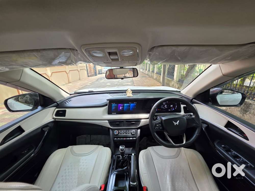 Mahindra Xuv700 2.2 Ax 5 Diesel Mt 7 Str, 2022, Diesel