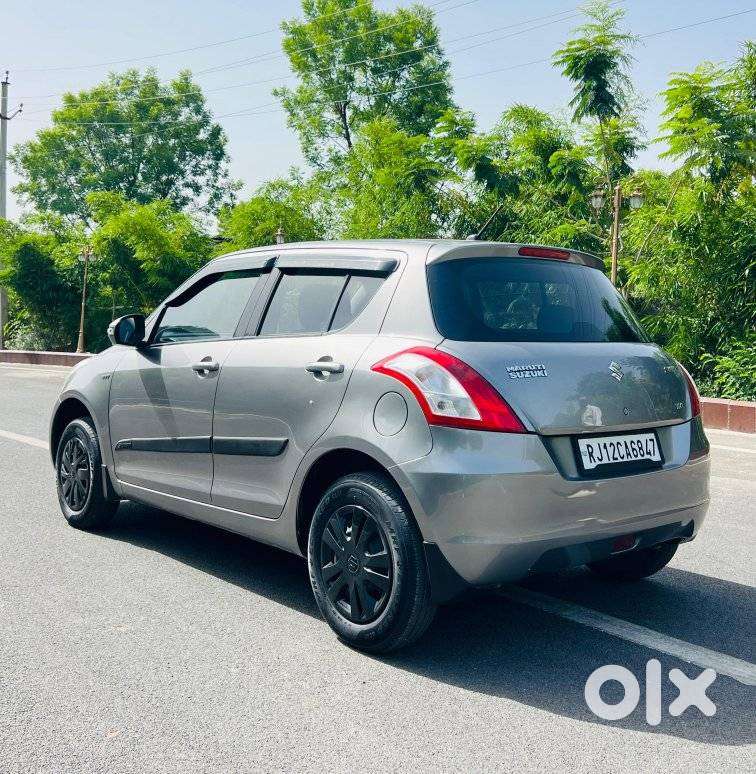 Maruti Suzuki Swift Vxi + Manual, 2017, Petrol