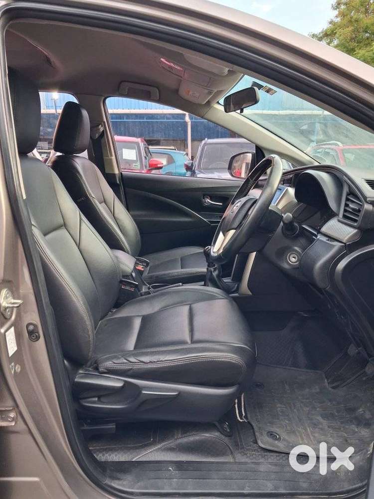 Toyota Innova Crysta 2.4 G Mt, 2019, Diesel