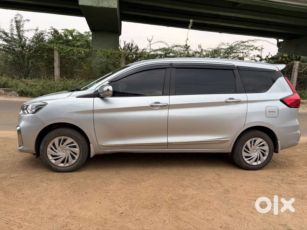 Maruti Suzuki Ertiga 2022-2023  Vxi, 2023, Petrol