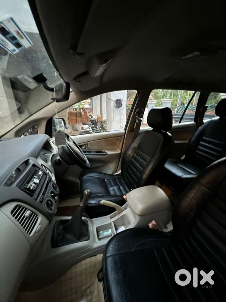 Toyota Innova 2011 Diesel Well Maintained