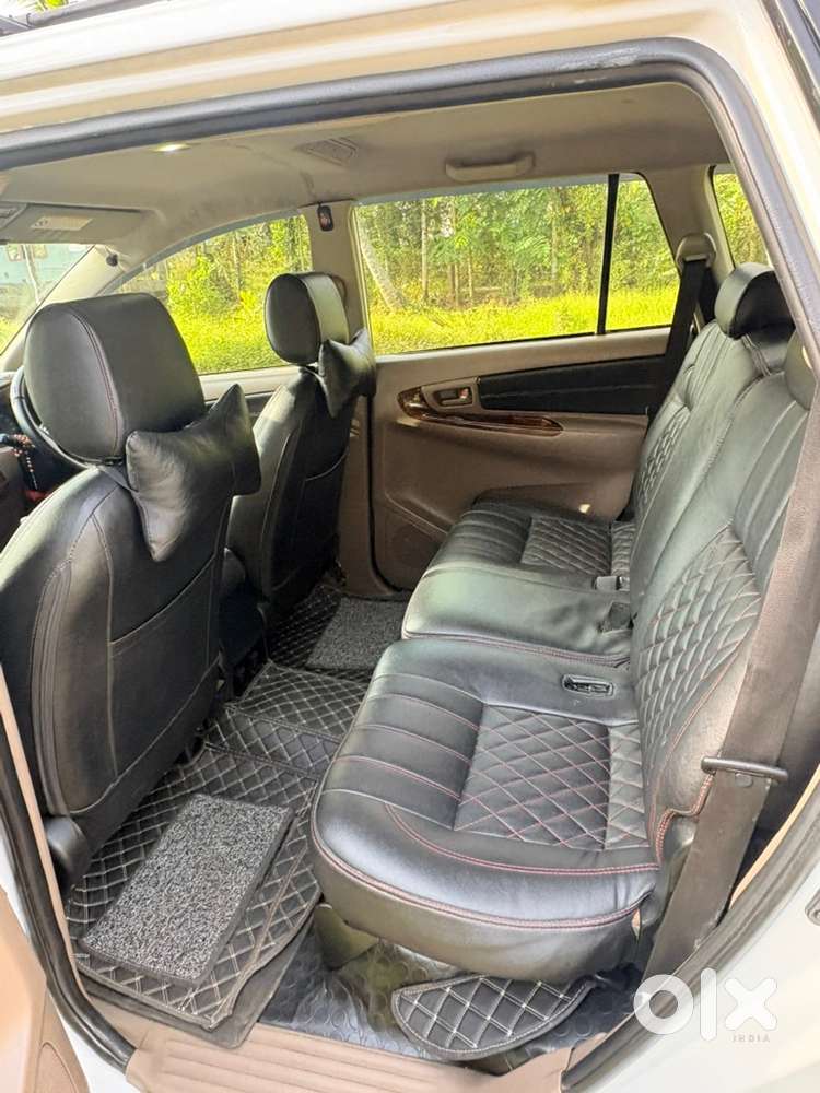 Toyota Innova Diesel 2015