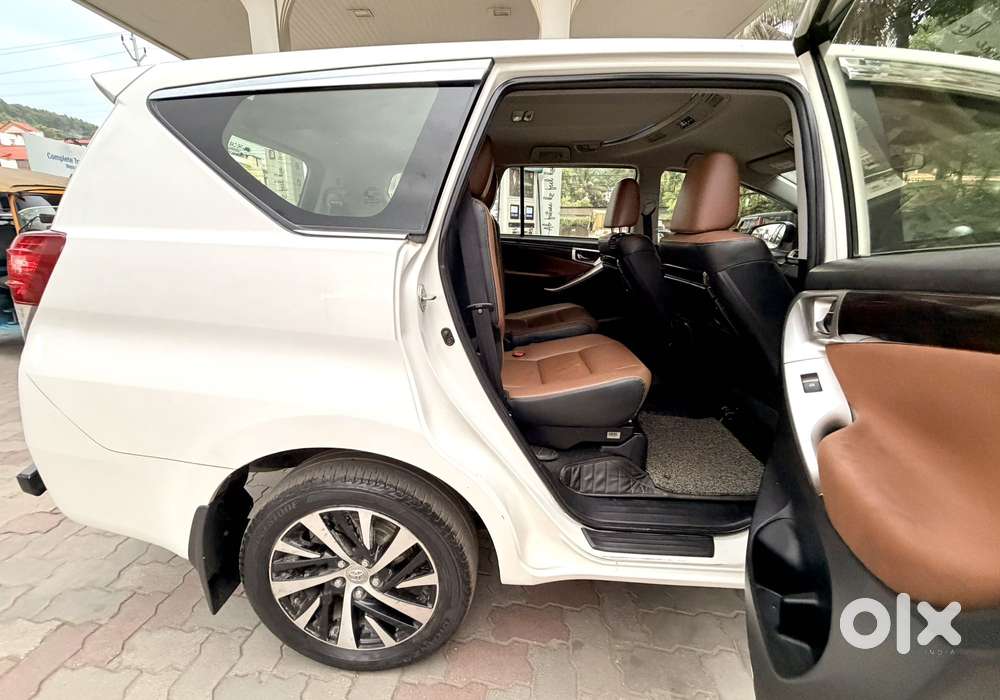 Toyota Innova Crysta [2020-ongoing] 2.4 Zx At 7 Str, 2021, Diesel