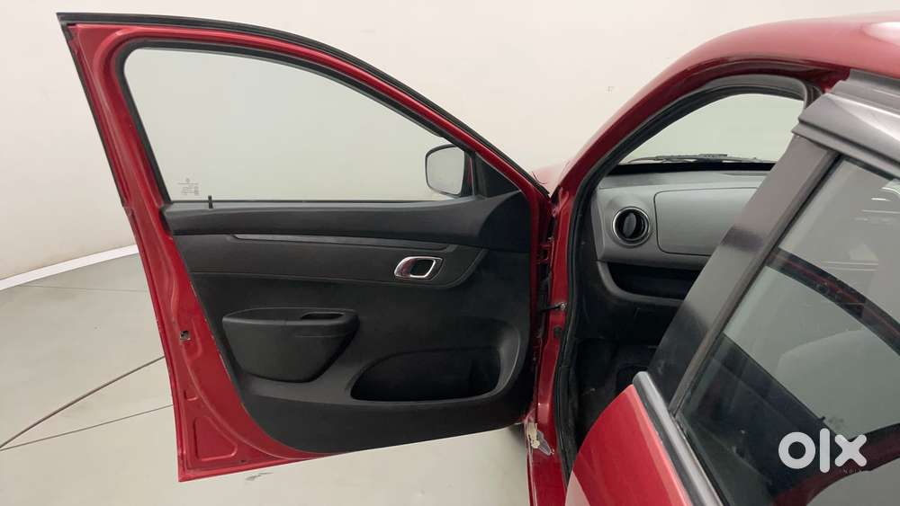 Renault Kwid 2019-ongoing 1.0 Rxt (o), 2018, Petrol
