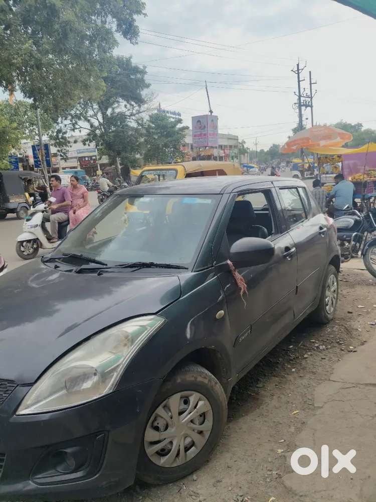 Maruti Suzuki Swift Lxi 2017