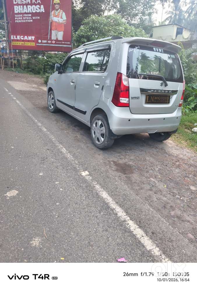 Maruti Suzuki Wagon R Vxi, 2017, Petrol
