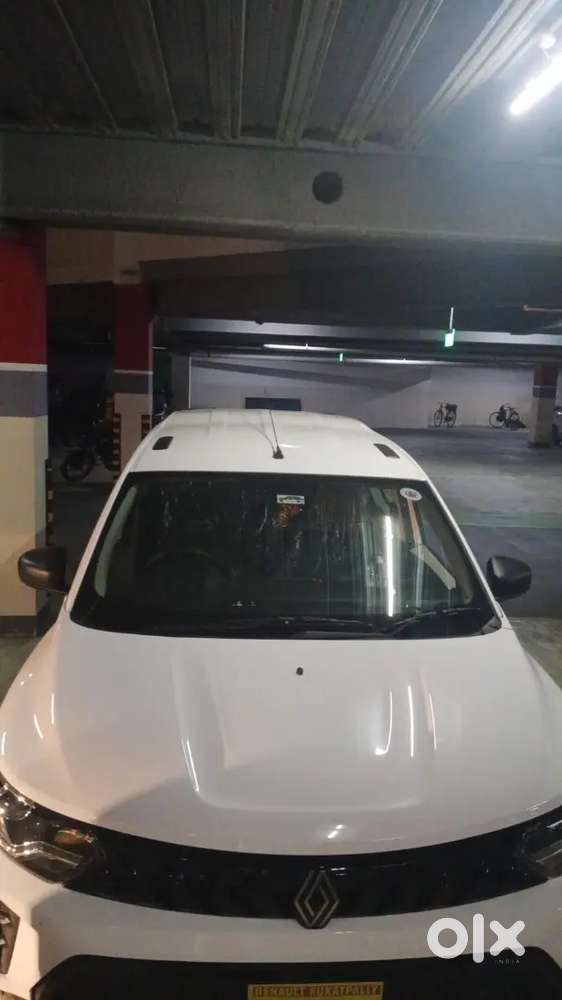 Renault Triber Facelift 2026 Petrol 6000 Km Driven