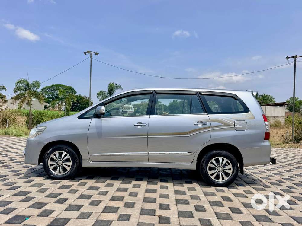 Toyota Innova 2.5 Z Diesel 7 Seater, 2015, Diesel
