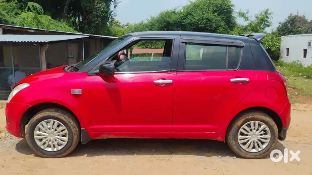Maruti Suzuki Swift 2005 Petrol 168000 Km Driven