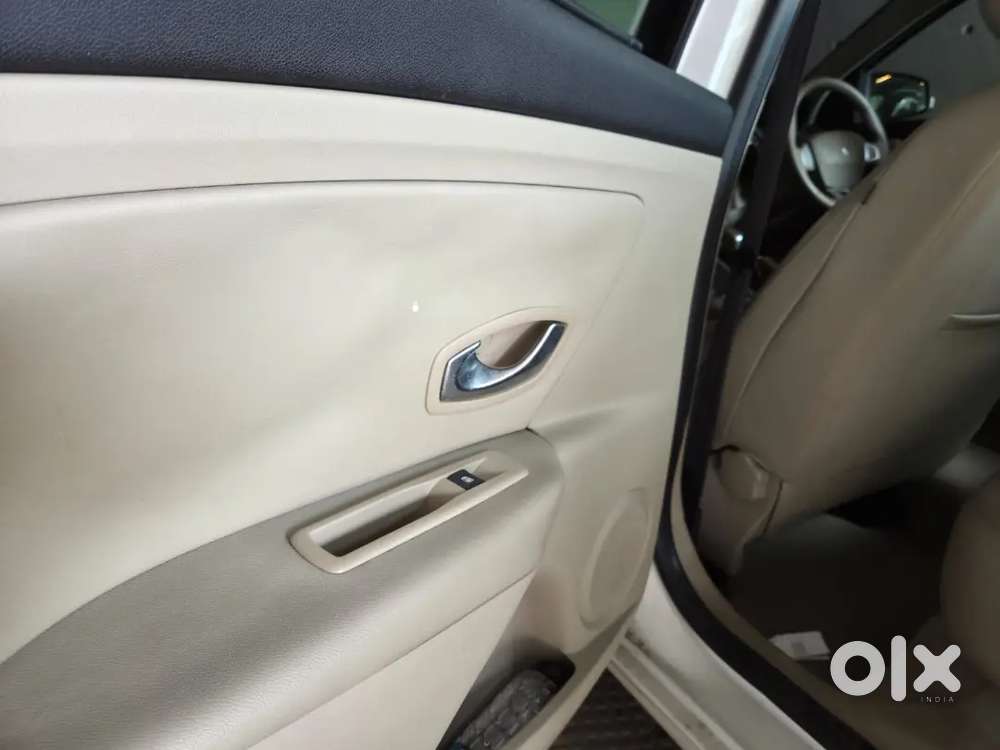 Renault Fluence 2013 Petrol Well Maintained