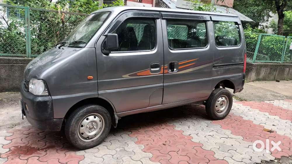 Maruti Suzuki Eeco Smiles 7 2018
