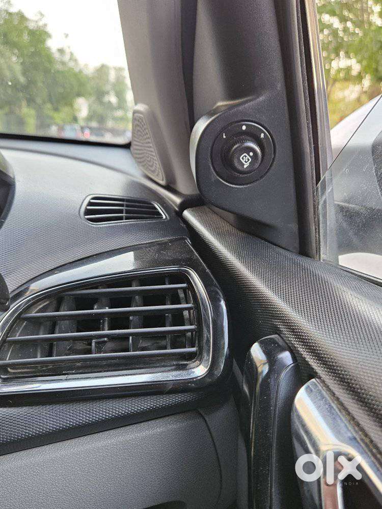 Tata Tiago 1.2 Revotron Xza, 2018, Petrol