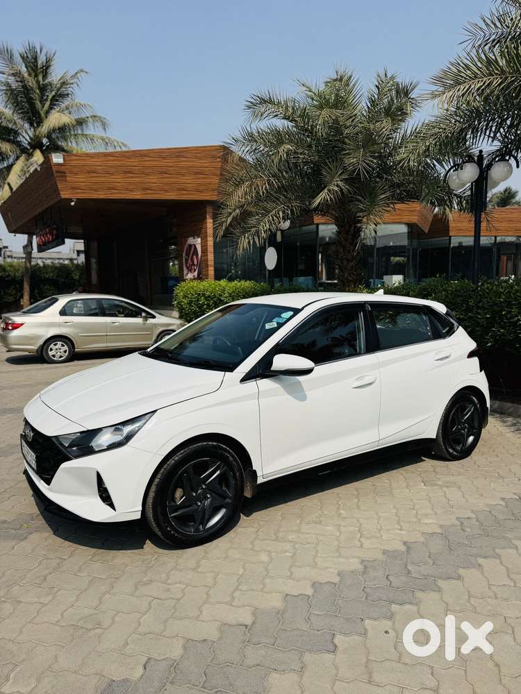Hyundai I20 1.2 Spotz, 2022, Cng & Hybrids