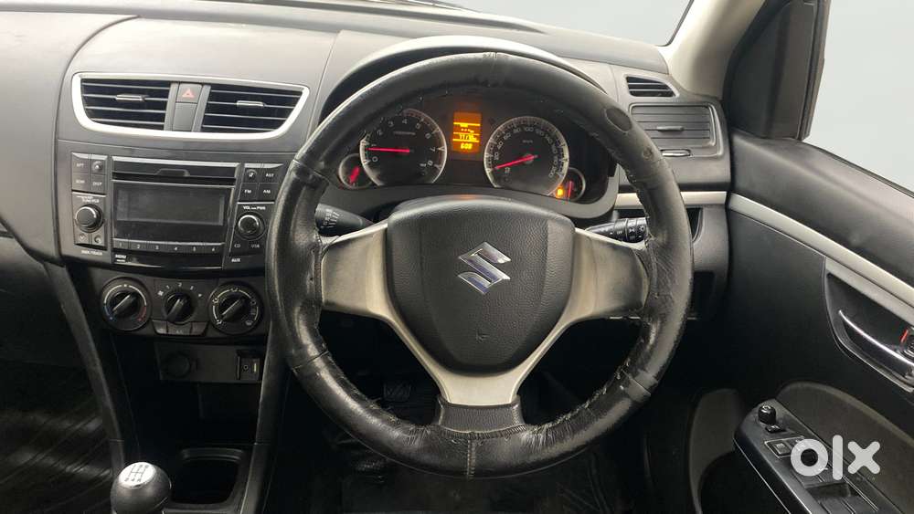 Maruti Suzuki Swift Vxi, 2016, Petrol