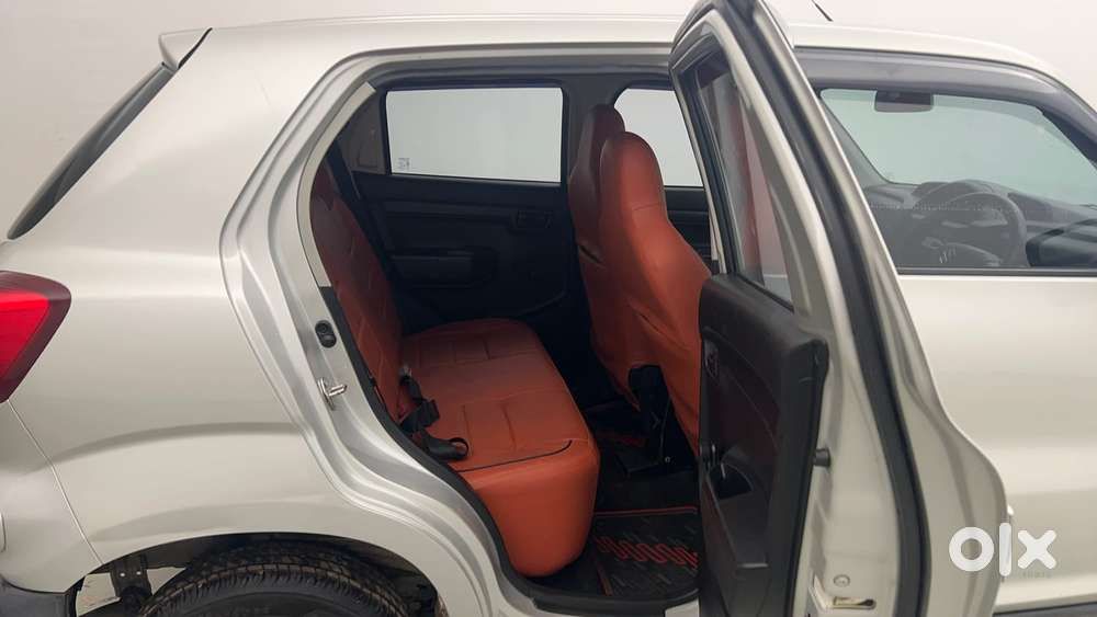 Maruti Suzuki S-presso Vxi, 2023, Petrol