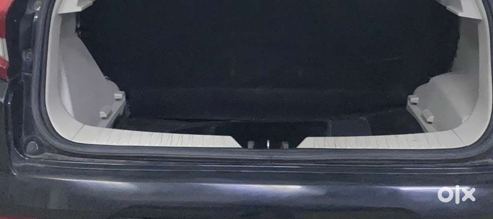 Mahindra Xuv300 W8 Diesel, 2022, Diesel