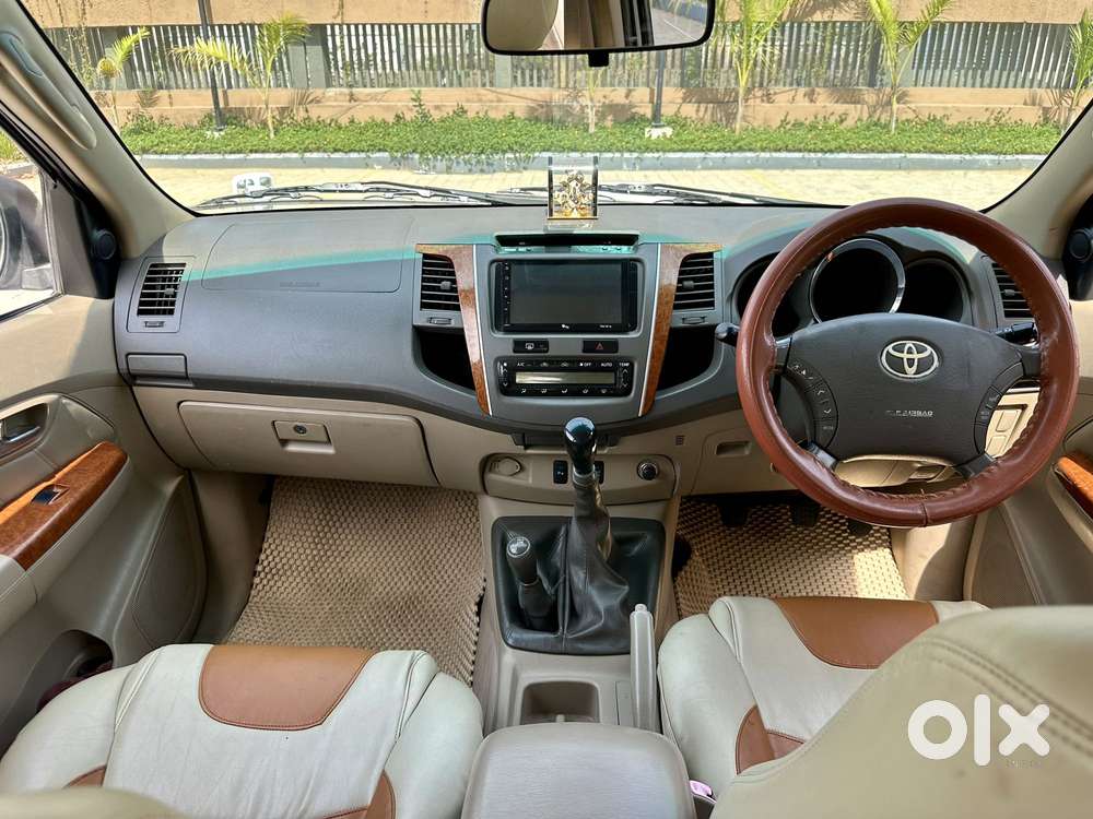 Toyota Fortuner 3.0 4x4 Manual, 2011, Diesel