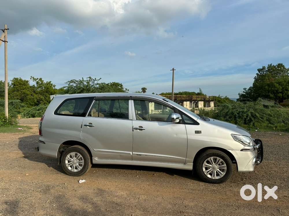 Toyota Innova Diesel 2014