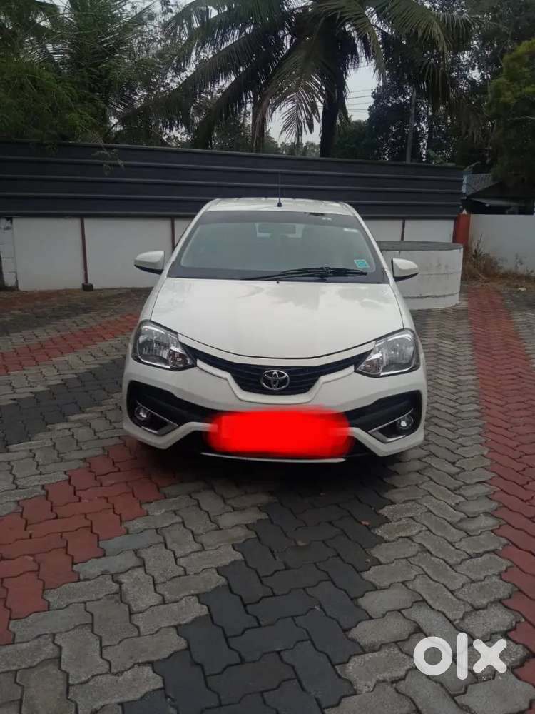 Toyota Etios Liva 2016 Petrol Well Maintained