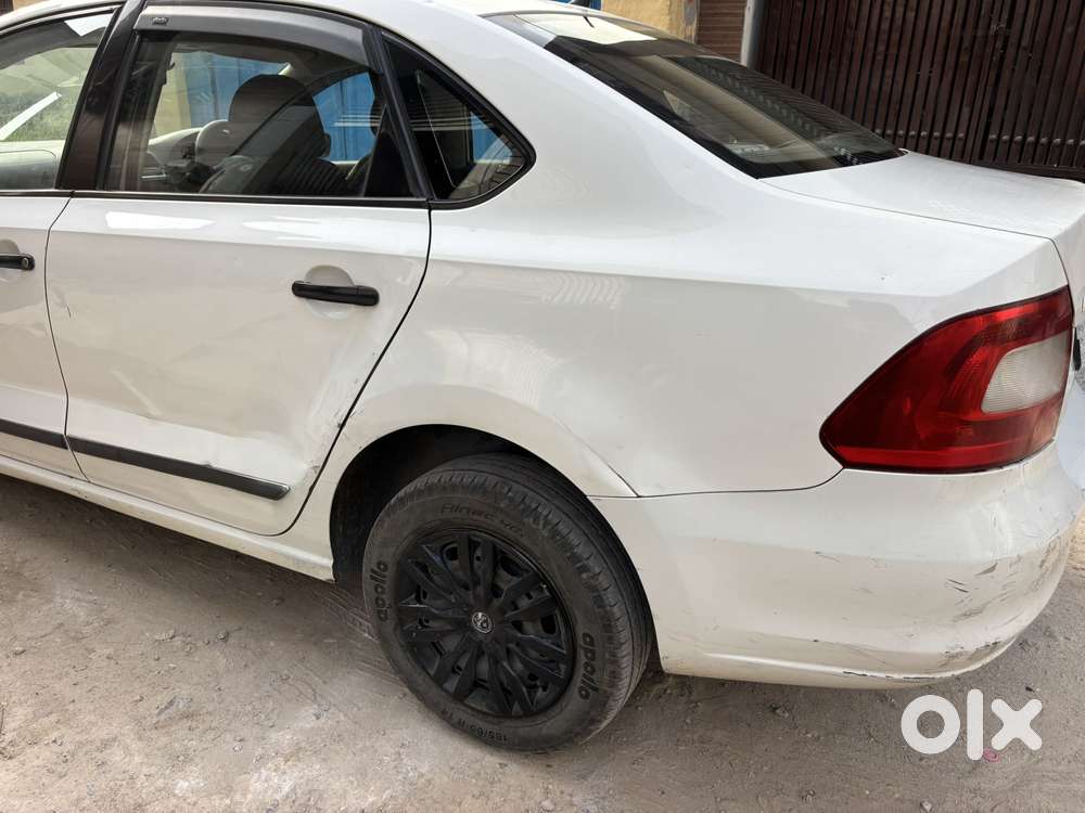 Skoda Rapid 2011-2013 1.6 Mpi Elegance, 2012, Petrol