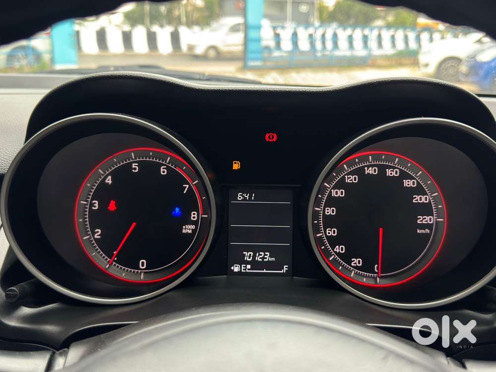 Maruti Suzuki Swift Vxi Abs Bsiv, 2020, Petrol