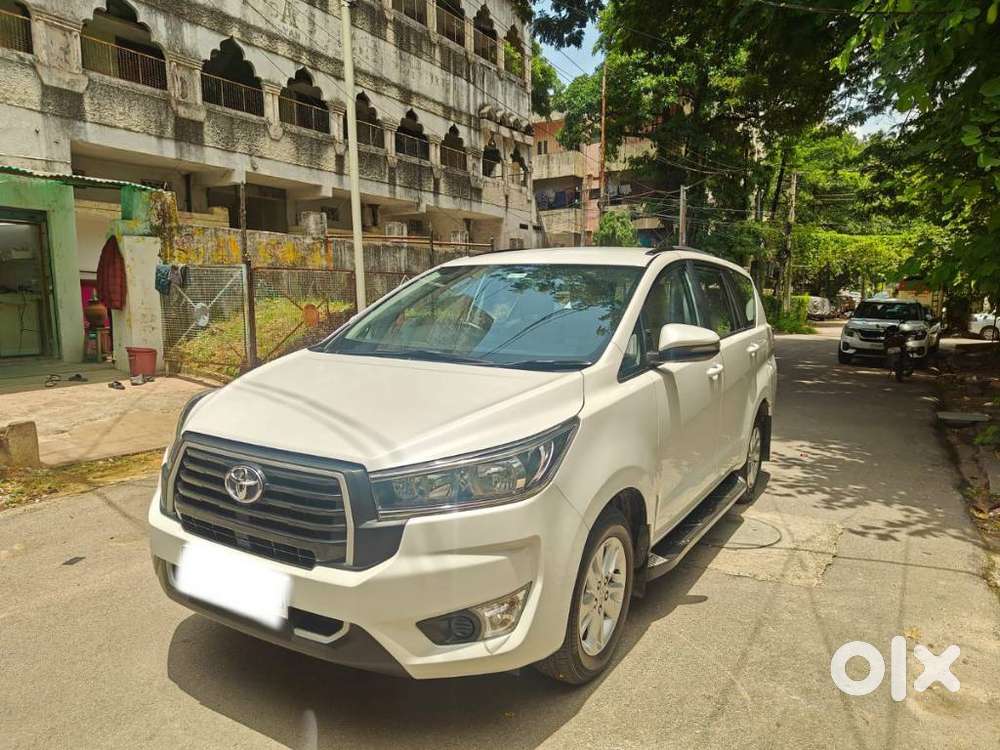 Toyota Innova Crysta 2.4 G Mt 8s, 2024, Diesel