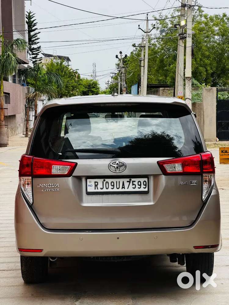Toyota Innova Crysta 2016