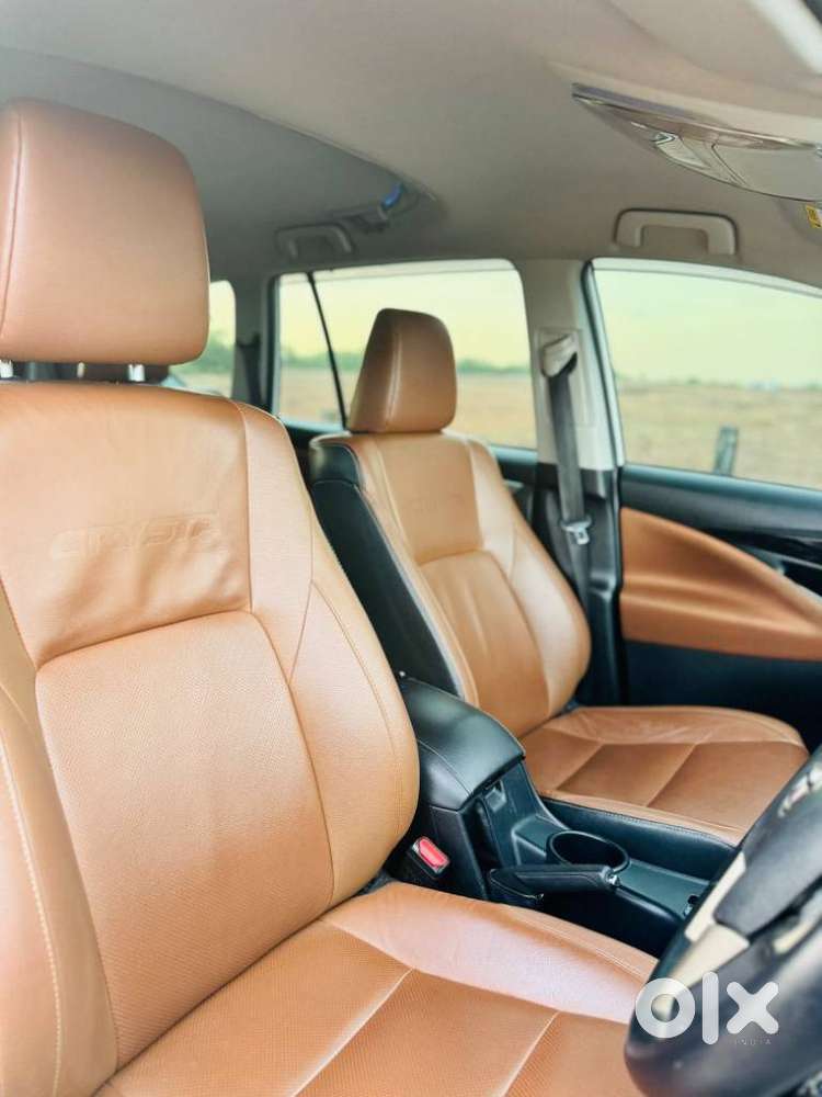 Toyota Innova Crysta 2.8z Automatic, 2021, Diesel