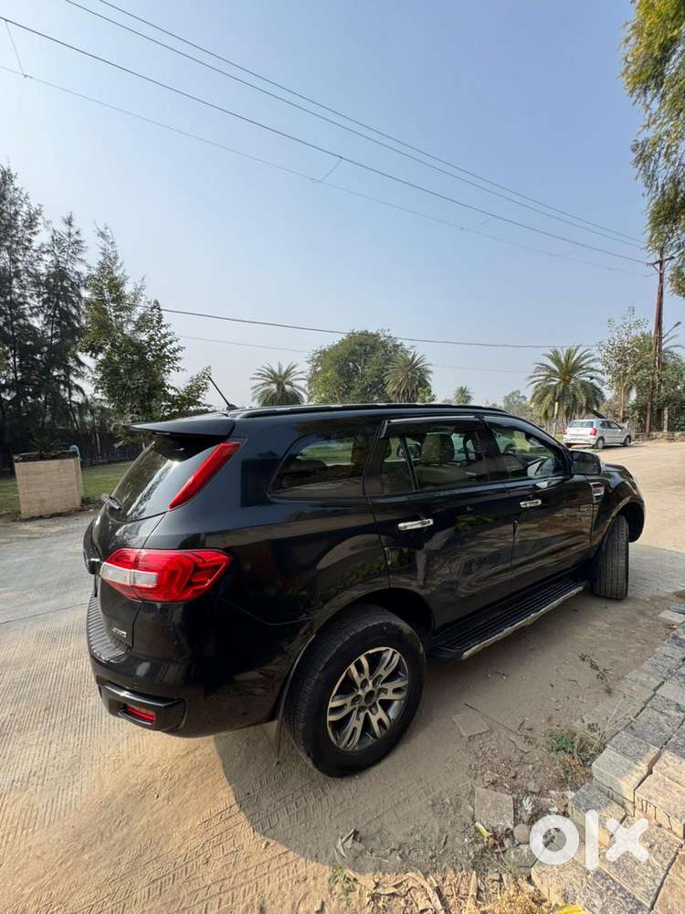 Ford Endeavour 3.2 Titanium At 4x4, 2018, Diesel