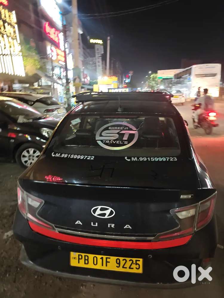 Maruti Suzuki Ertiga Vxi 2025