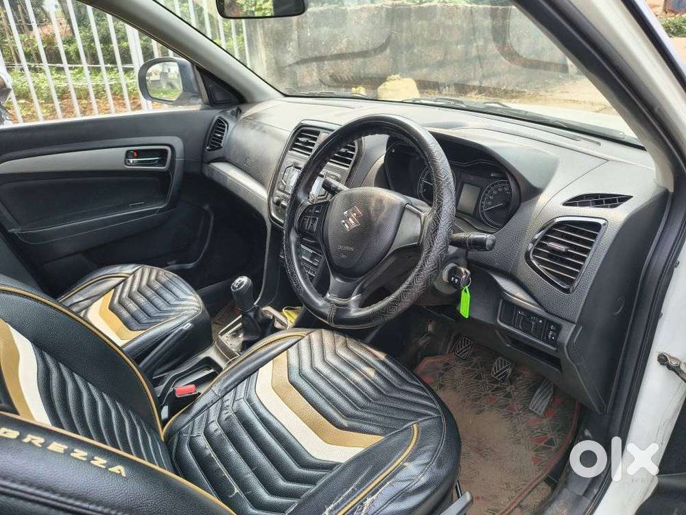 Maruti Suzuki Brezza Zdi+ Dual Tone, 2019, Diesel