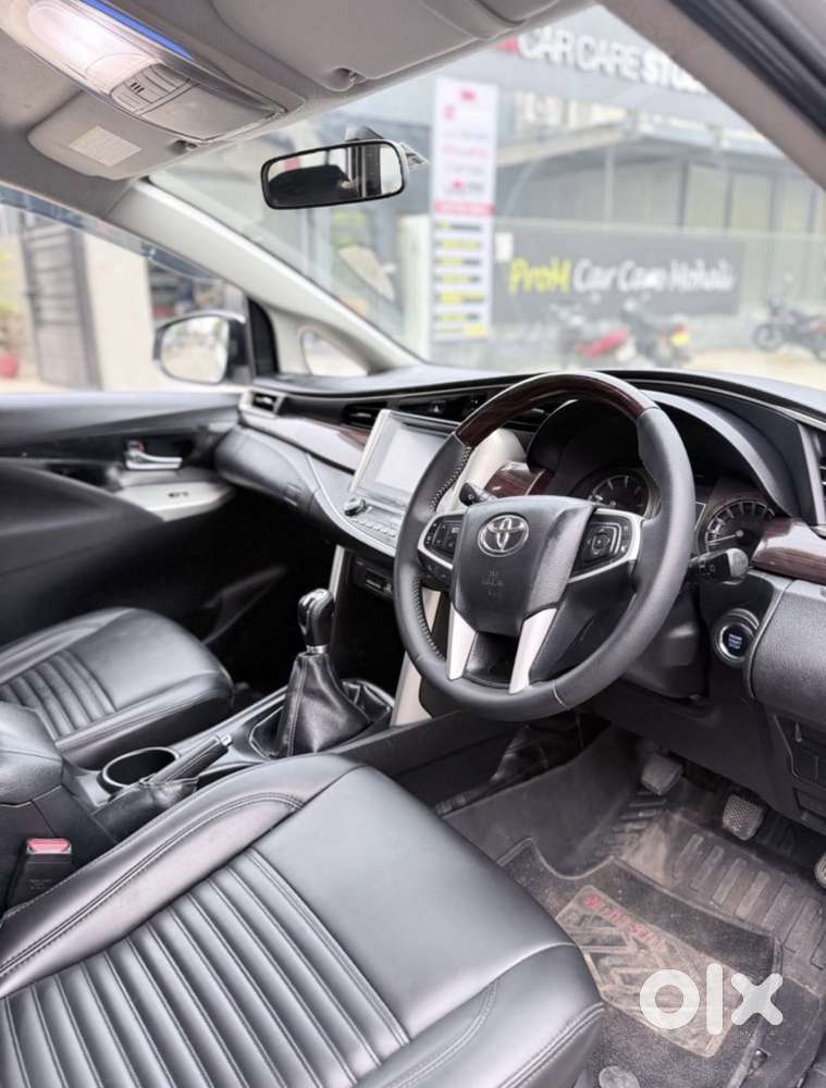 Toyota Innova Crysta, 2016, Diesel