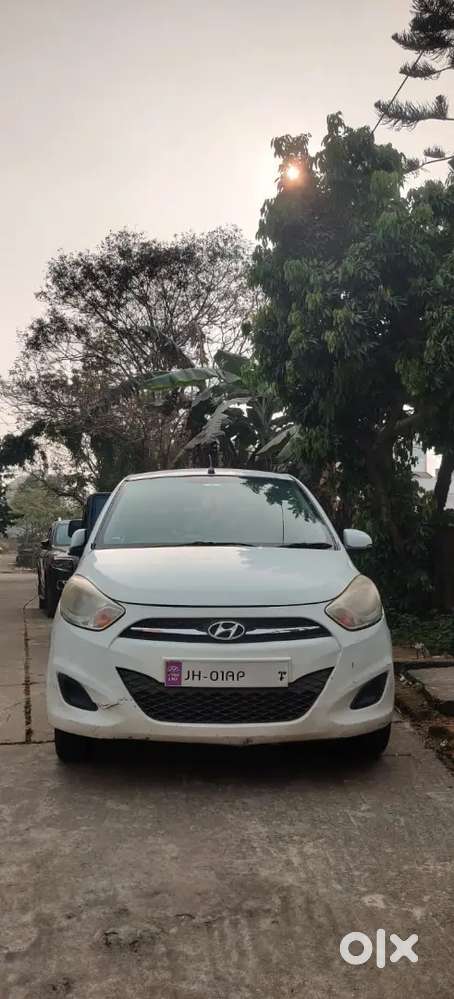 Hyundai I10 Sportz Petrol 2011,nice Condition,newly Tyre