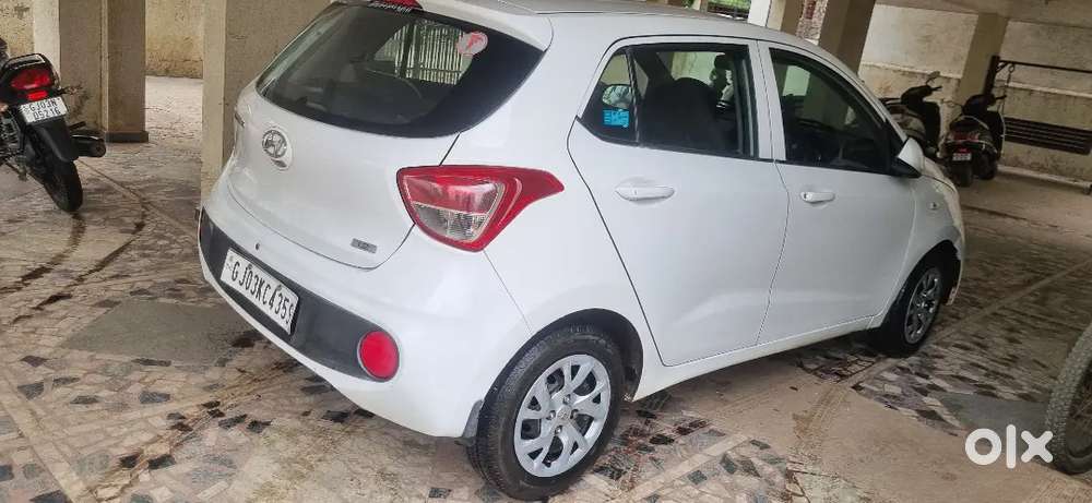 Hyundai Grand I10 Sportz At 2018 Model