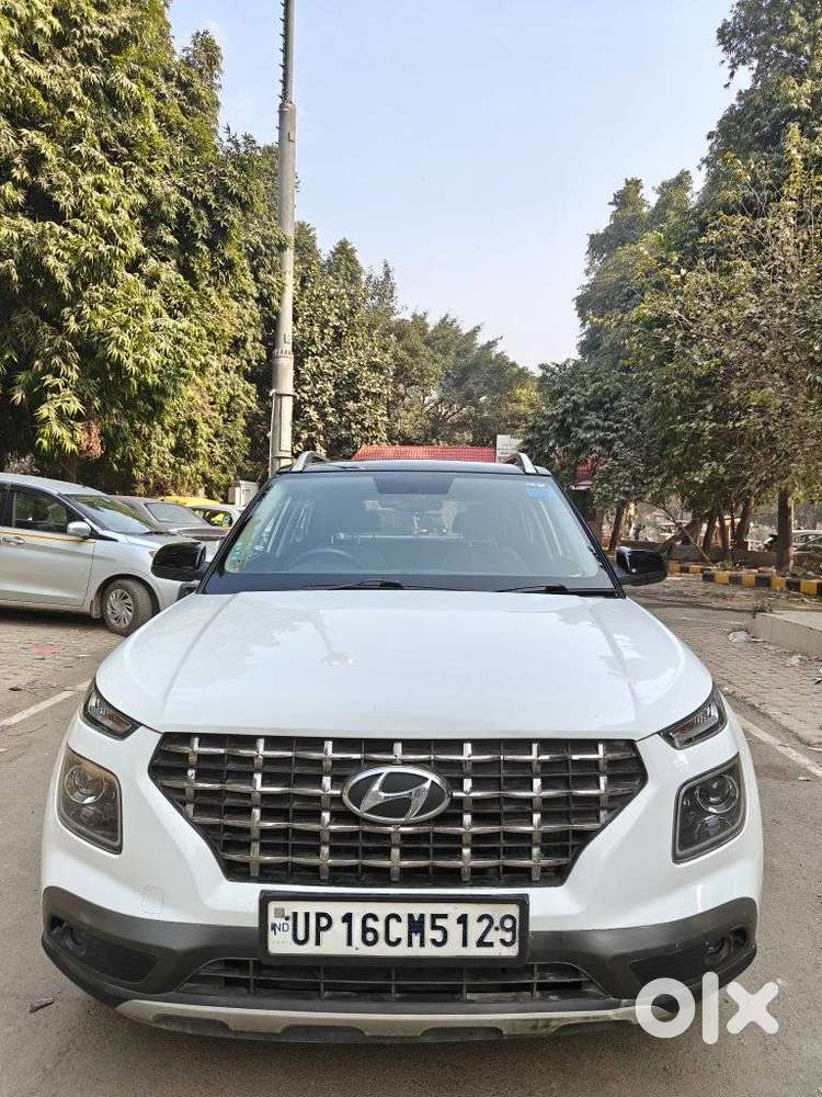 Hyundai Venue Sx Dual Tone Turbo, 2020, Petrol