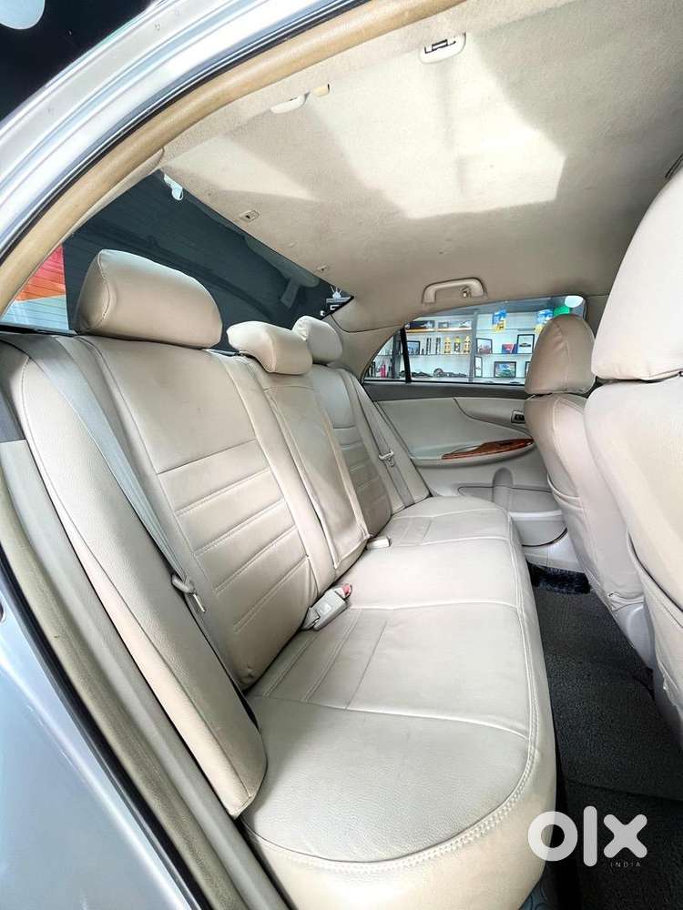 Toyota Corolla Altis 2008 Automatic Cng 128000 Km Driven