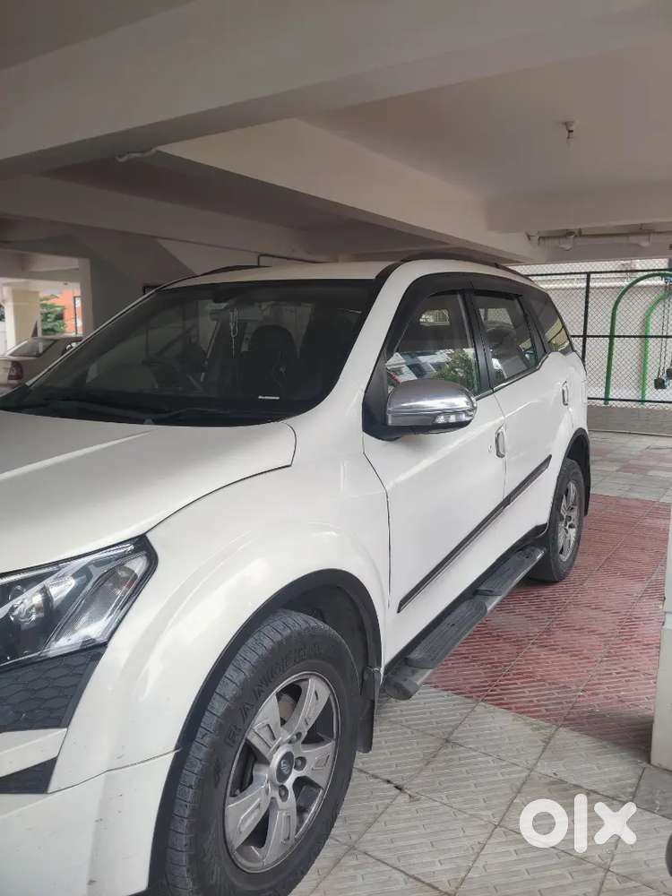 Mahindra Xuv500 2013 Variant W8