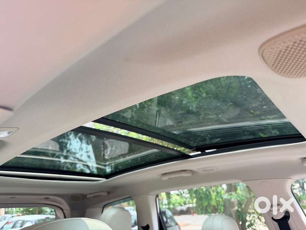 Mahindra Xuv700 2.2 Ax 7 Diesel At Luxury Pack Str Awd, 2022, Diesel