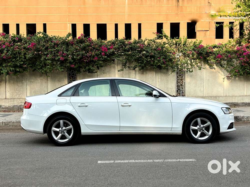 Audi A4 2.0 Tdi Premium With Sunroof, 2013, Diesel