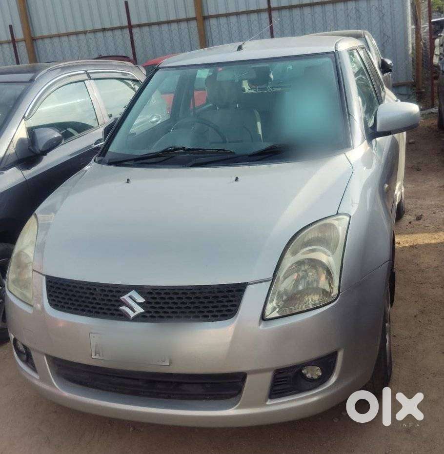 Maruti Suzuki Swift Vxi Bsiv, 2011, Petrol
