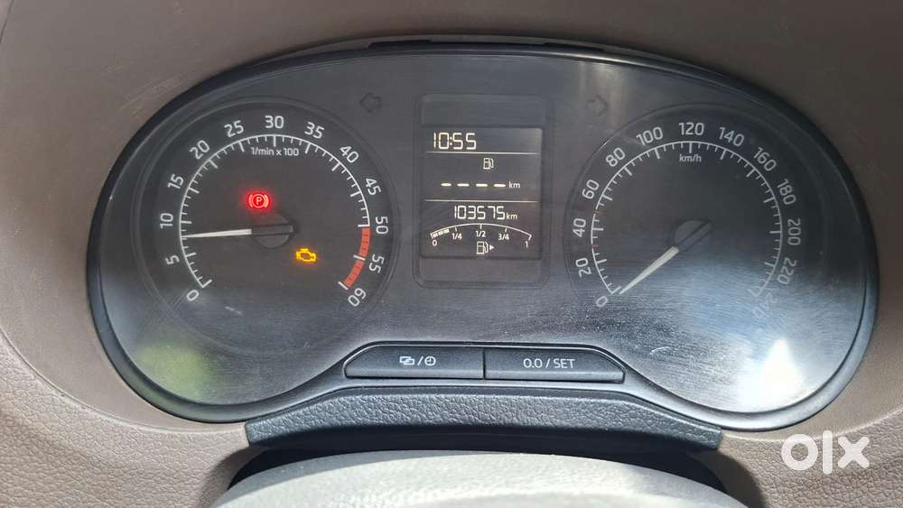 Skoda Rapid 1.5 Tdi Ambition With Alloy Wheel, 2015, Diesel