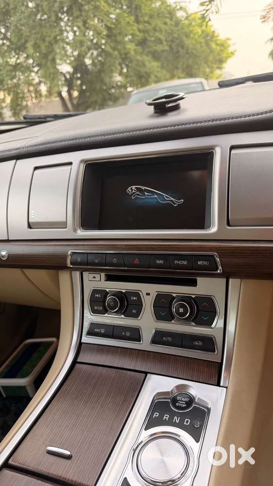 Jaguar Xf 2.2 Litre Luxury, 2015, Diesel