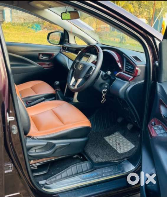 Toyota Innova Crysta 2.4 G Mt, 2017, Diesel