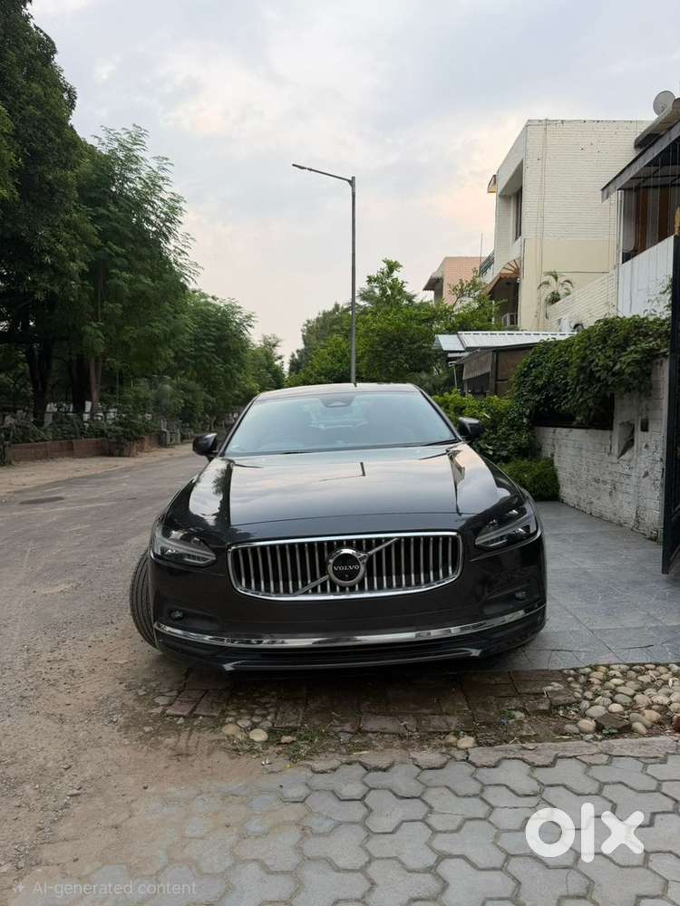 Volvo S90 2023 - Excellent Condition