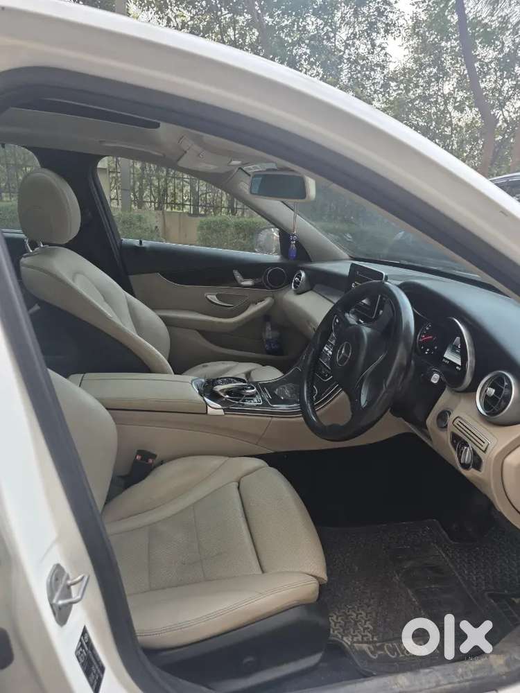 Mercedes-benz C Class 2015