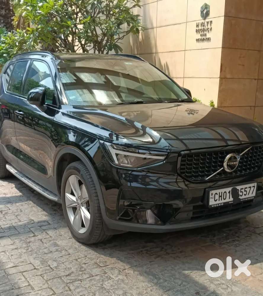 Volvo Xc40 Showroom Condition  Only 2150 Kms Run