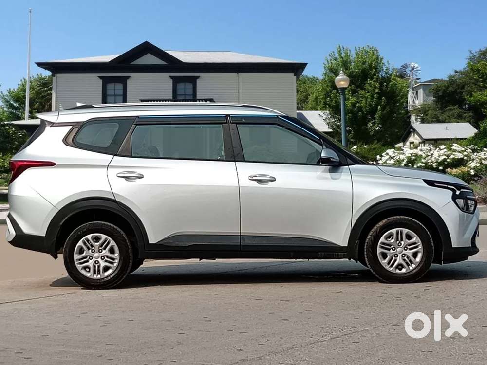 Kia Carens 1.5 Premium 7 Str, 2024, Petrol