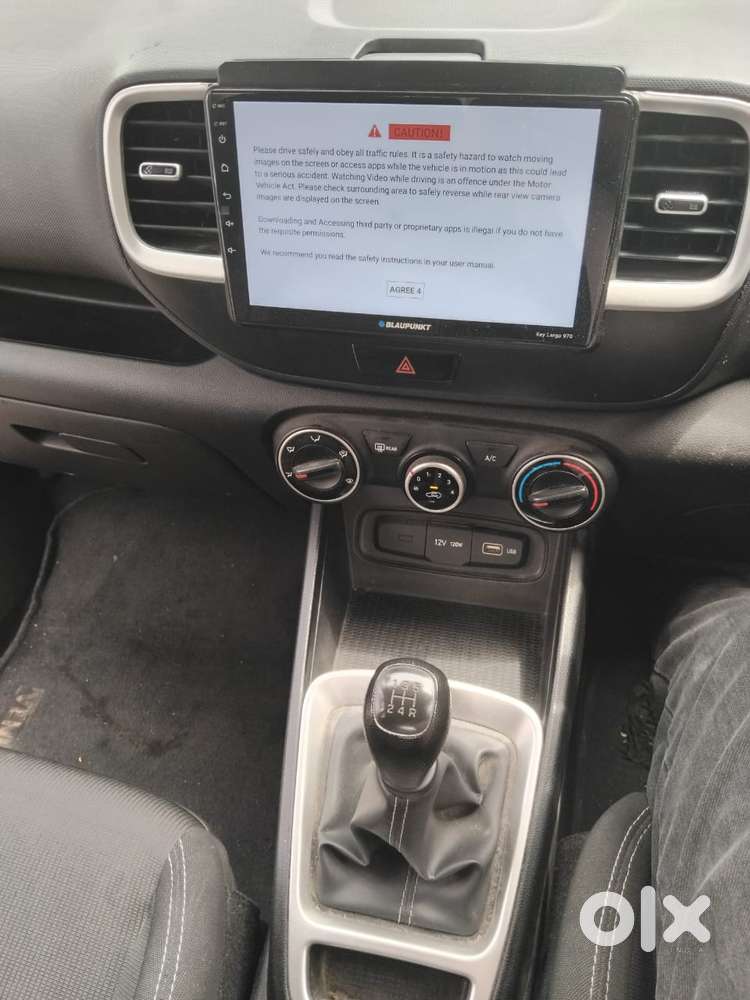Hyundai Venue S 1.2 Petrol, 2022, Petrol