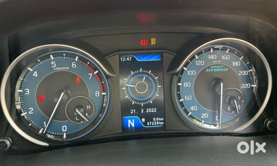 Maruti Suzuki Ertiga Vxi At Petrol, 2021, Petrol