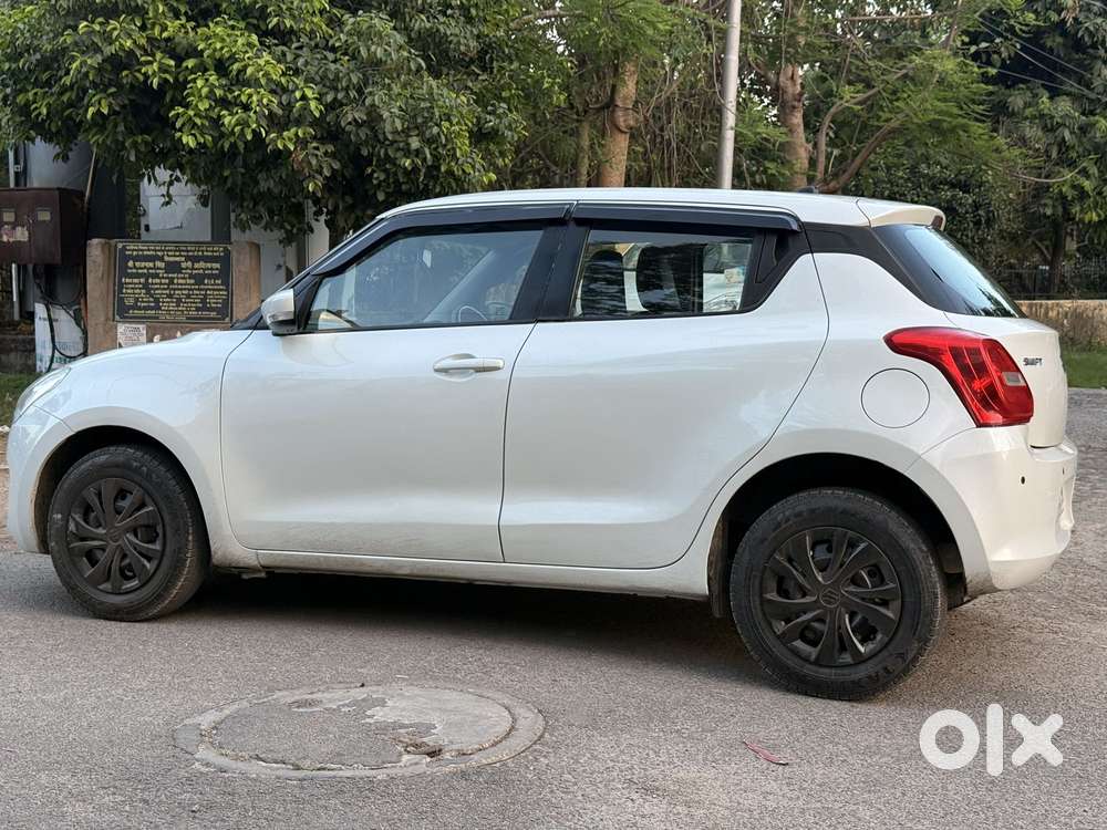 Maruti Suzuki Swift Amt Zxi, 2019, Petrol